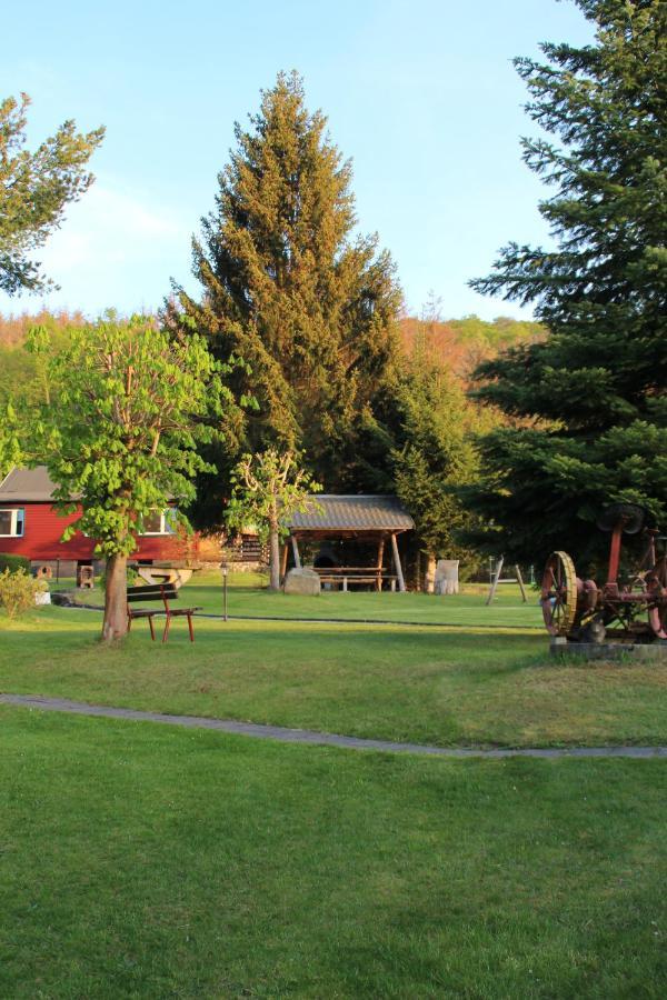 Ferienhaeuser "Zur Hohen Sonne" ทาเลอ ภายนอก รูปภาพ