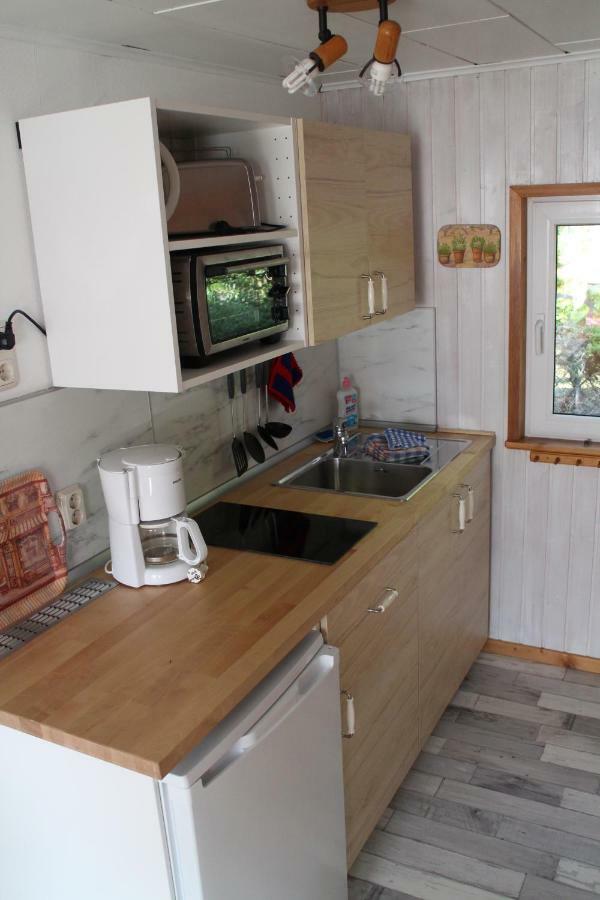 Ferienhaeuser "Zur Hohen Sonne" ทาเลอ ภายนอก รูปภาพ